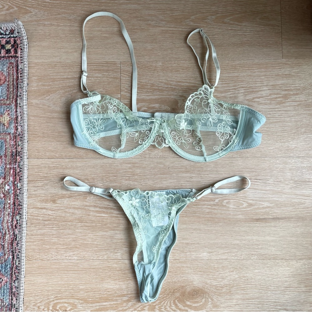 Mint green lingerie set